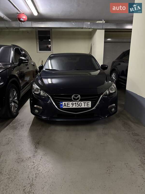 Седан Mazda 3 2015 в Днепре фото 10 Седан Mazda 3 2015 в Днепре