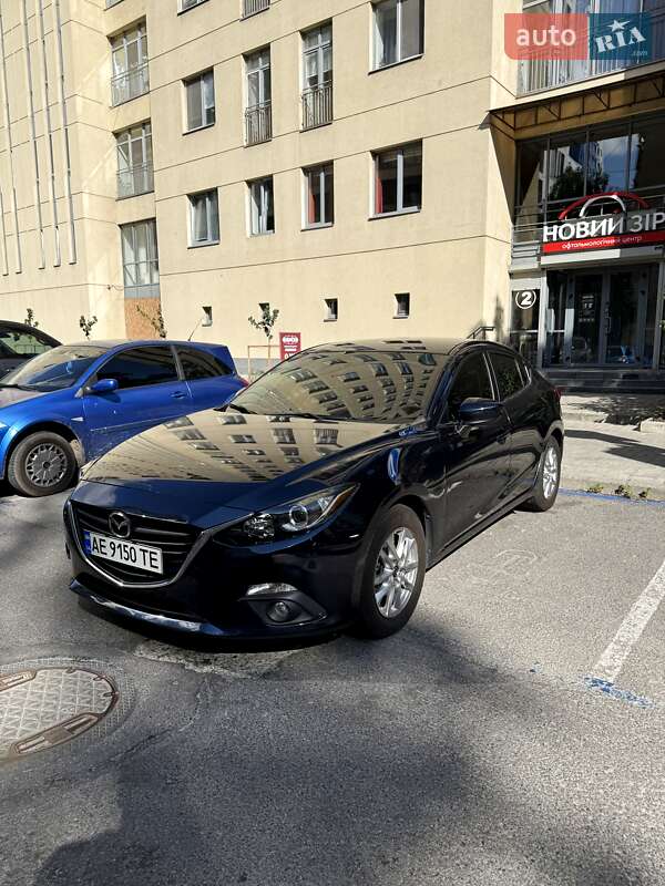 Седан Mazda 3 2015 в Днепре фото 3 Седан Mazda 3 2015 в Днепре