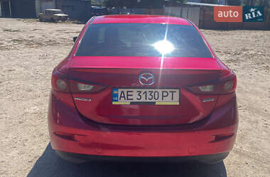 Седан Mazda 3 2016 в Днепре