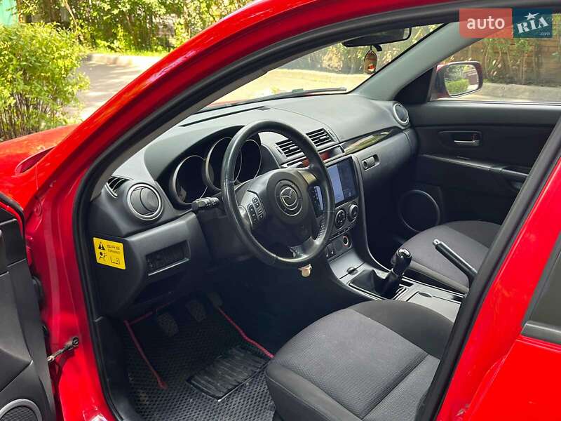 Хэтчбек Mazda 3 2007 в Киеве