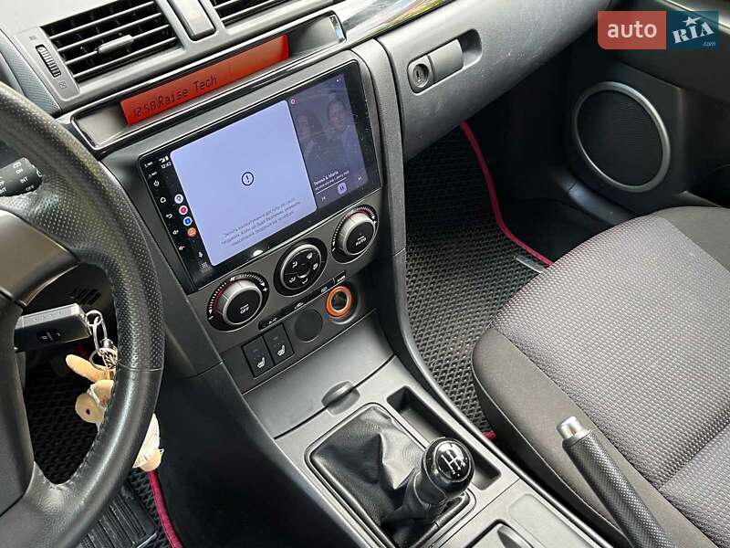 Хэтчбек Mazda 3 2007 в Киеве