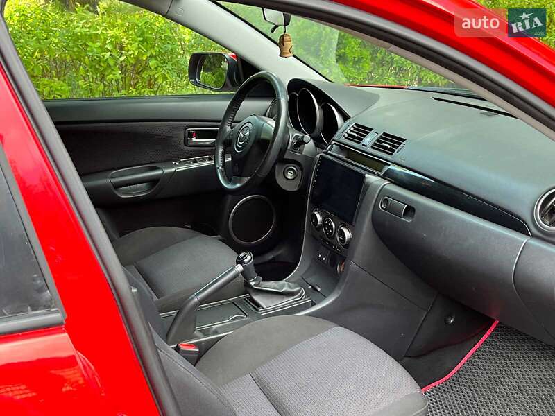 Хэтчбек Mazda 3 2007 в Киеве