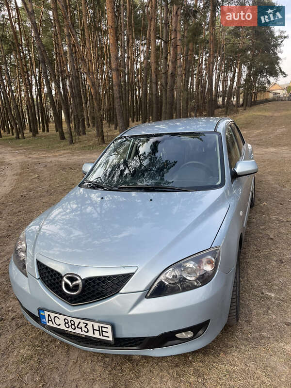 Хэтчбек Mazda 3 2008 в Луцке
