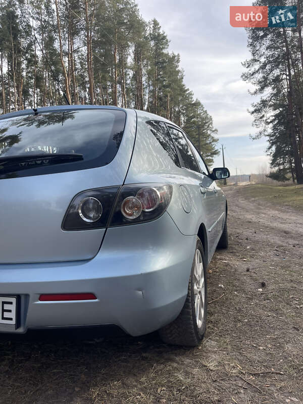 Хэтчбек Mazda 3 2008 в Луцке