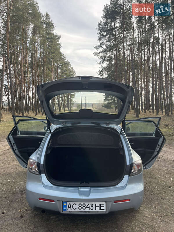 Хэтчбек Mazda 3 2008 в Луцке