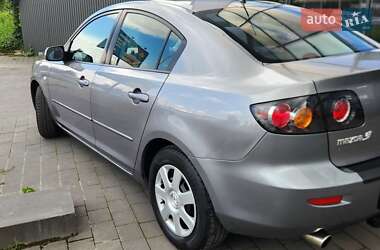 Седан Mazda 3 2006 в 
