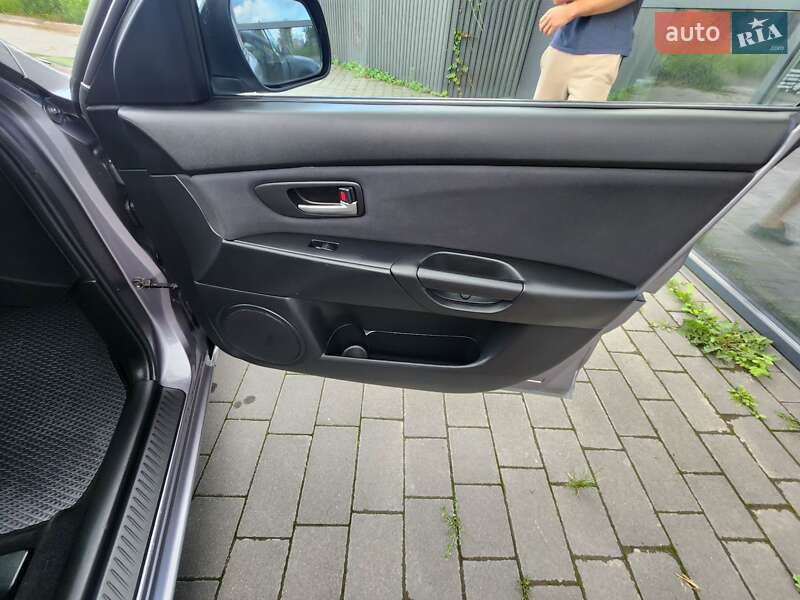Седан Mazda 3 2005 в Івано-Франківську фото 29 Седан Mazda 3 2005 в Івано-Франківську