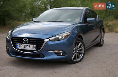 Седан Mazda 3 2016 в Запоріжжі