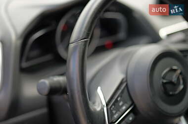 Седан Mazda 3 2016 в 