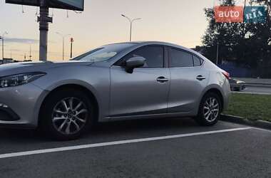 Седан Mazda 3 2016 в 