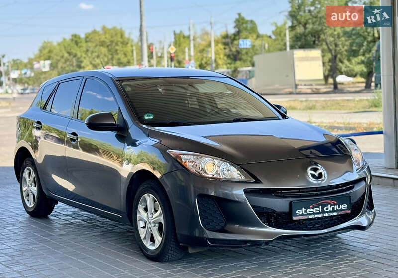 Хэтчбек Mazda 3 2012 в Николаеве