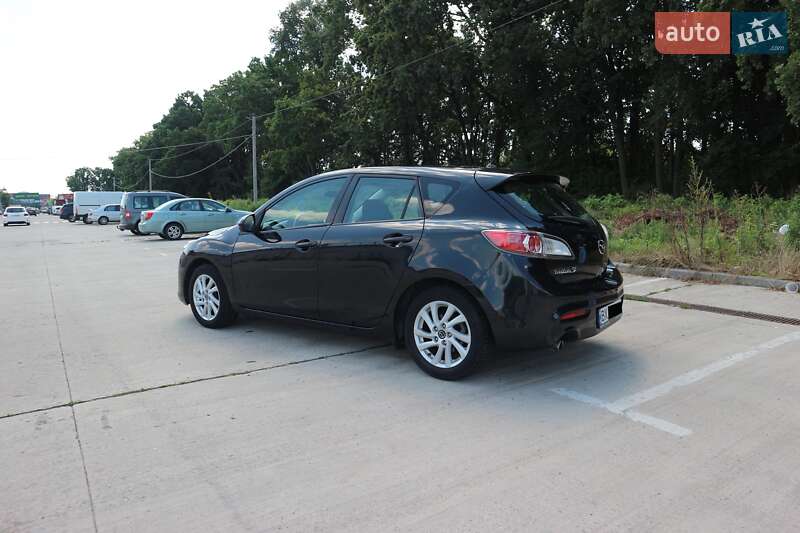 Хетчбек Mazda 3 2013 в Києві фото 4 Хетчбек Mazda 3 2013 в Києві