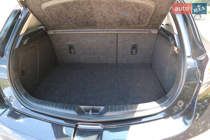 Хетчбек Mazda 3 2013 в Києві фото 14 Хетчбек Mazda 3 2013 в Києві
