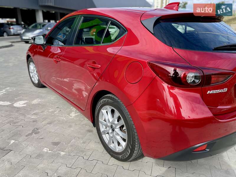 Хэтчбек Mazda 3 2013 в Киеве