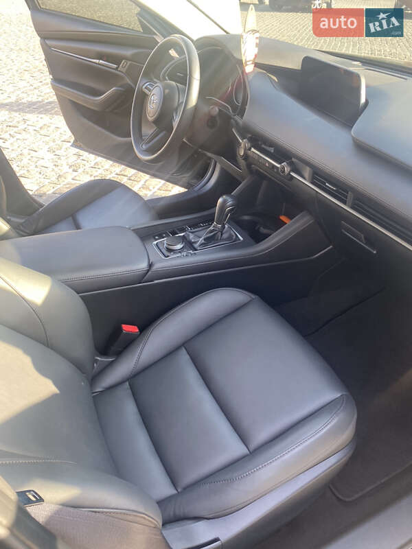 Седан Mazda 3 2023 в Харькове