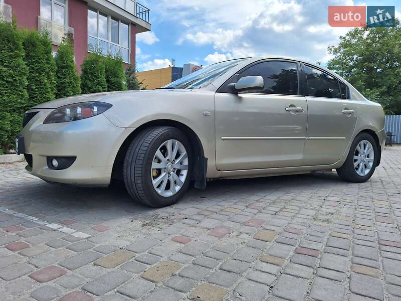 Седан Mazda 3 2005 в Львове