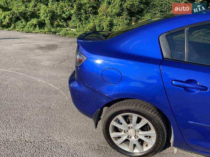 Седан Mazda 3 2007 в Дніпрі