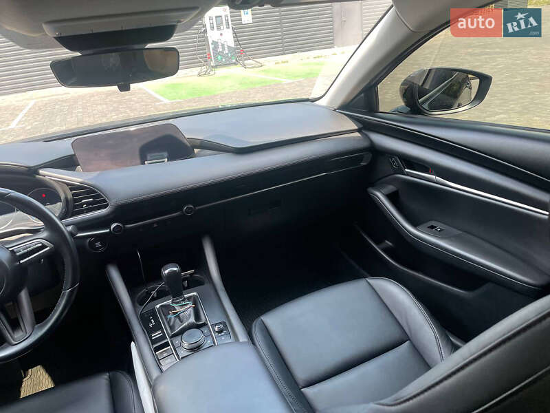 Седан Mazda 3 2020 в Кривом Роге