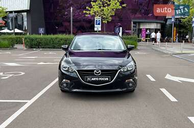 Седан Mazda 3 2016 в 