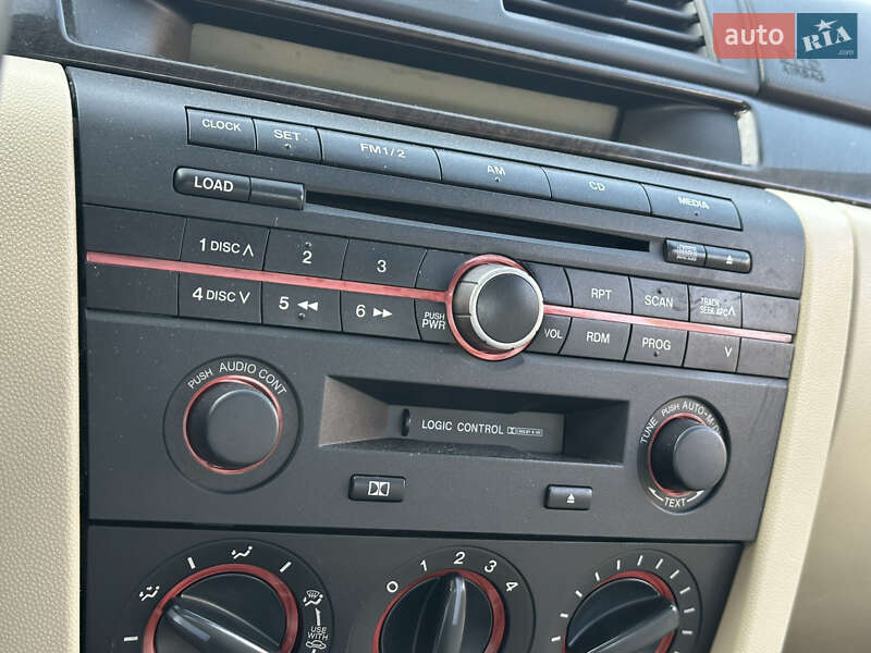 Седан Mazda 3 2007 в Одессе