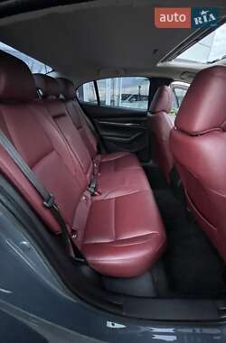 Седан Mazda 3 2021 в 