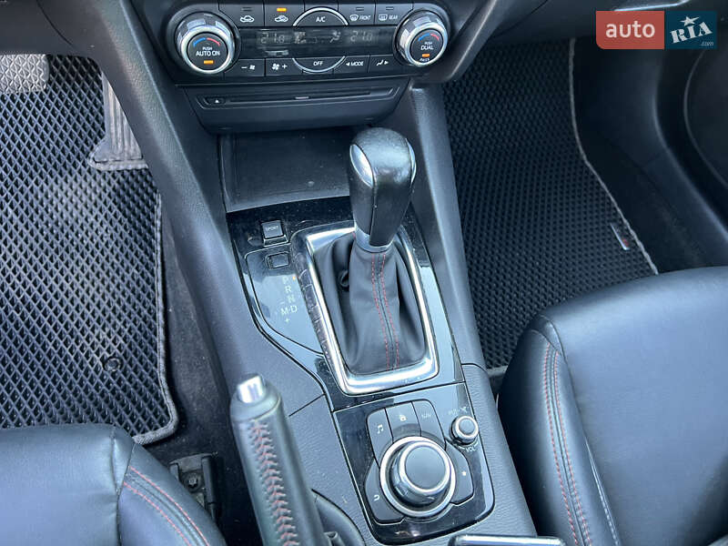 Хетчбек Mazda 3 2015 в Вінниці