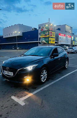 Хэтчбек Mazda 3 2015 в Днепре