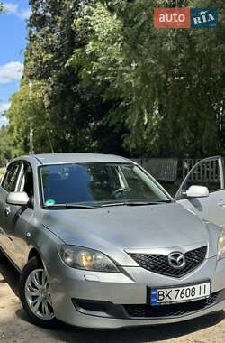 Хэтчбек Mazda 3 2006 в Млинове