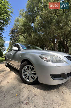 Хэтчбек Mazda 3 2006 в 