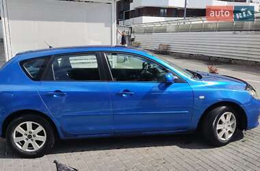 Хэтчбек Mazda 3 2005 в 