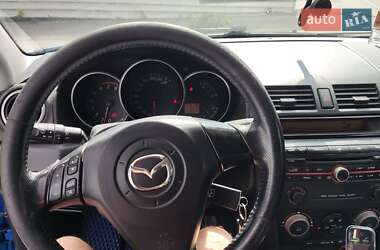 Хэтчбек Mazda 3 2005 в 