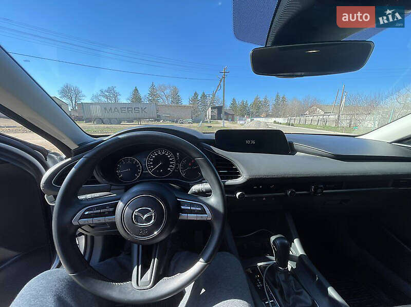 Седан Mazda 3 2020 в Киеве