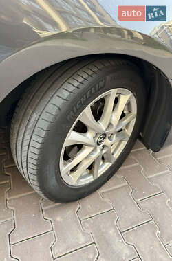 Седан Mazda 3 2013 в 