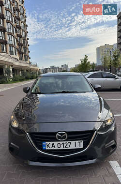 Седан Mazda 3 2013 в 