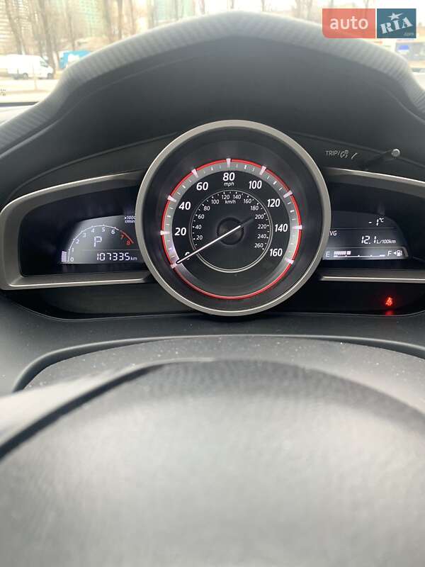 Седан Mazda 3 2015 в Киеве
