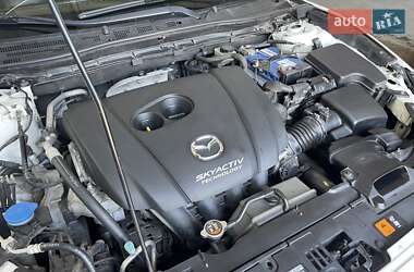 Хэтчбек Mazda 3 2015 в 