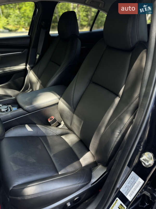 Седан Mazda 3 2019 в Южноукраинске