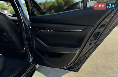 Седан Mazda 3 2019 в 