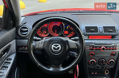 Хэтчбек Mazda 3 2006 в 