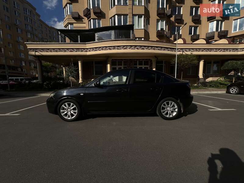 Седан Mazda 3 2007 в Вишневому