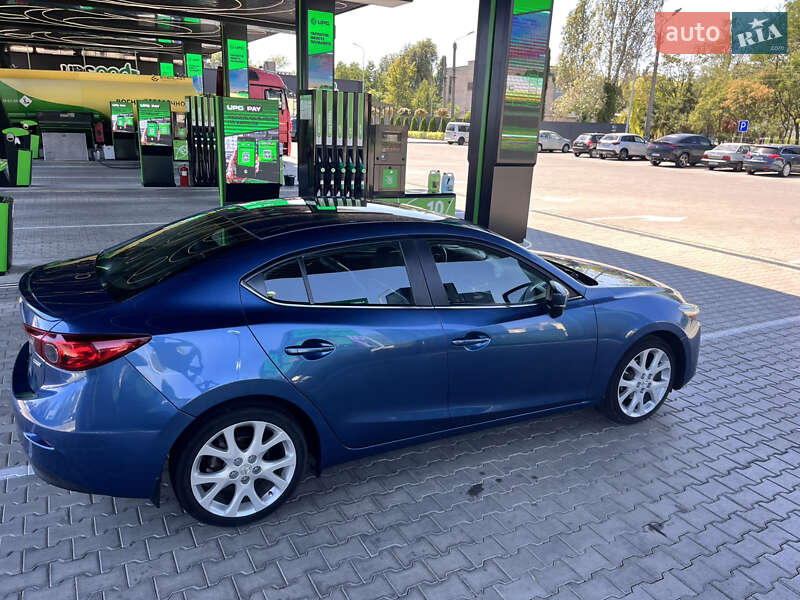 Седан Mazda 3 2018 в Одессе