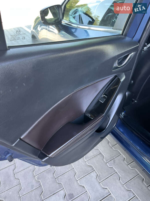 Седан Mazda 3 2018 в Одессе фото 29 Седан Mazda 3 2018 в Одессе