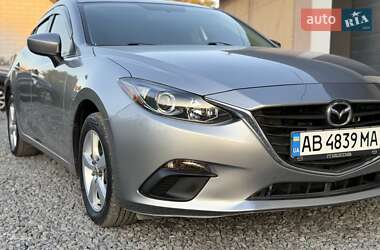 Седан Mazda 3 2016 в Виннице