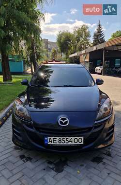 Седан Mazda 3 2010 в Запоріжжі