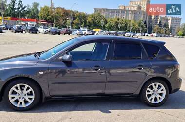 Хэтчбек Mazda 3 2006 в 