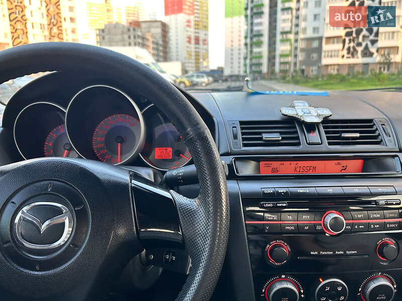 Седан Mazda 3 2008 в Броварах