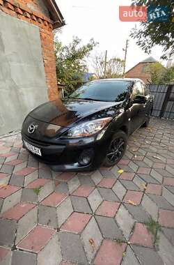 Седан Mazda 3 2012 в 