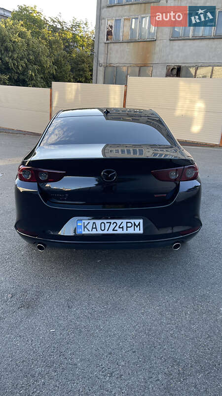 Седан Mazda 3 2019 в Киеве