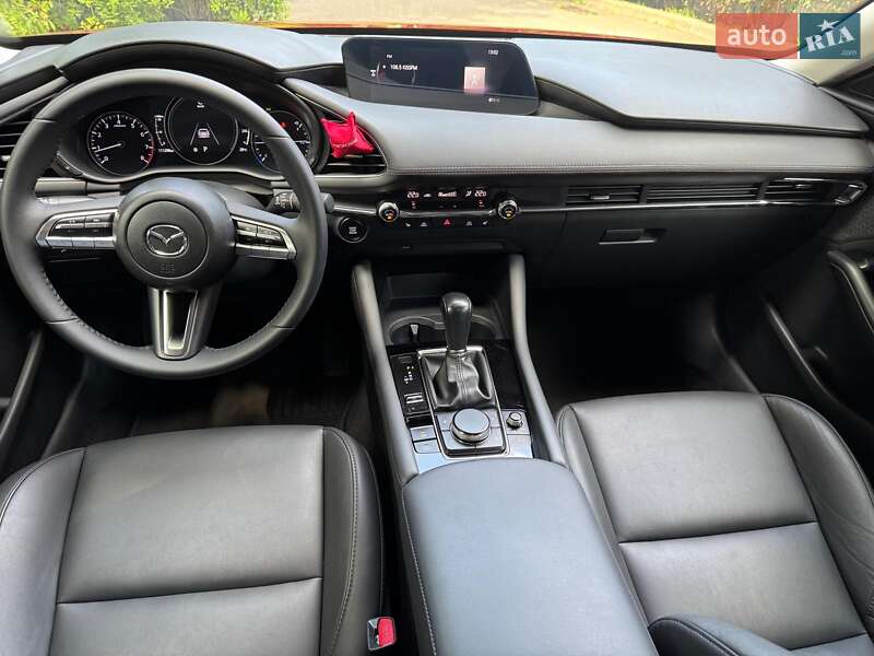 Седан Mazda 3 2020 в Киеве