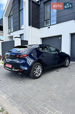 Хэтчбек Mazda 3 2023 в 